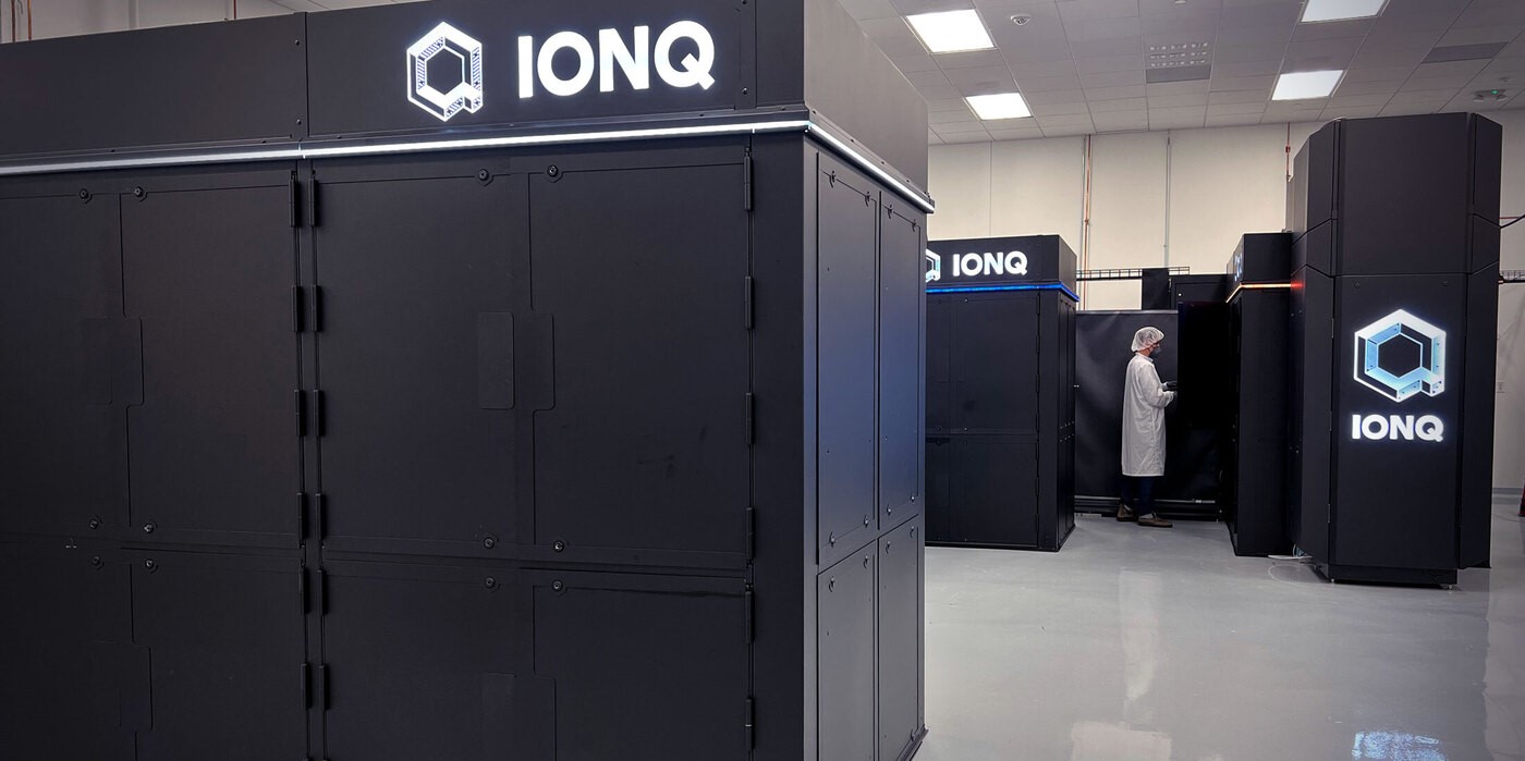 IonQ-computer-room-systems-0923.jpeg